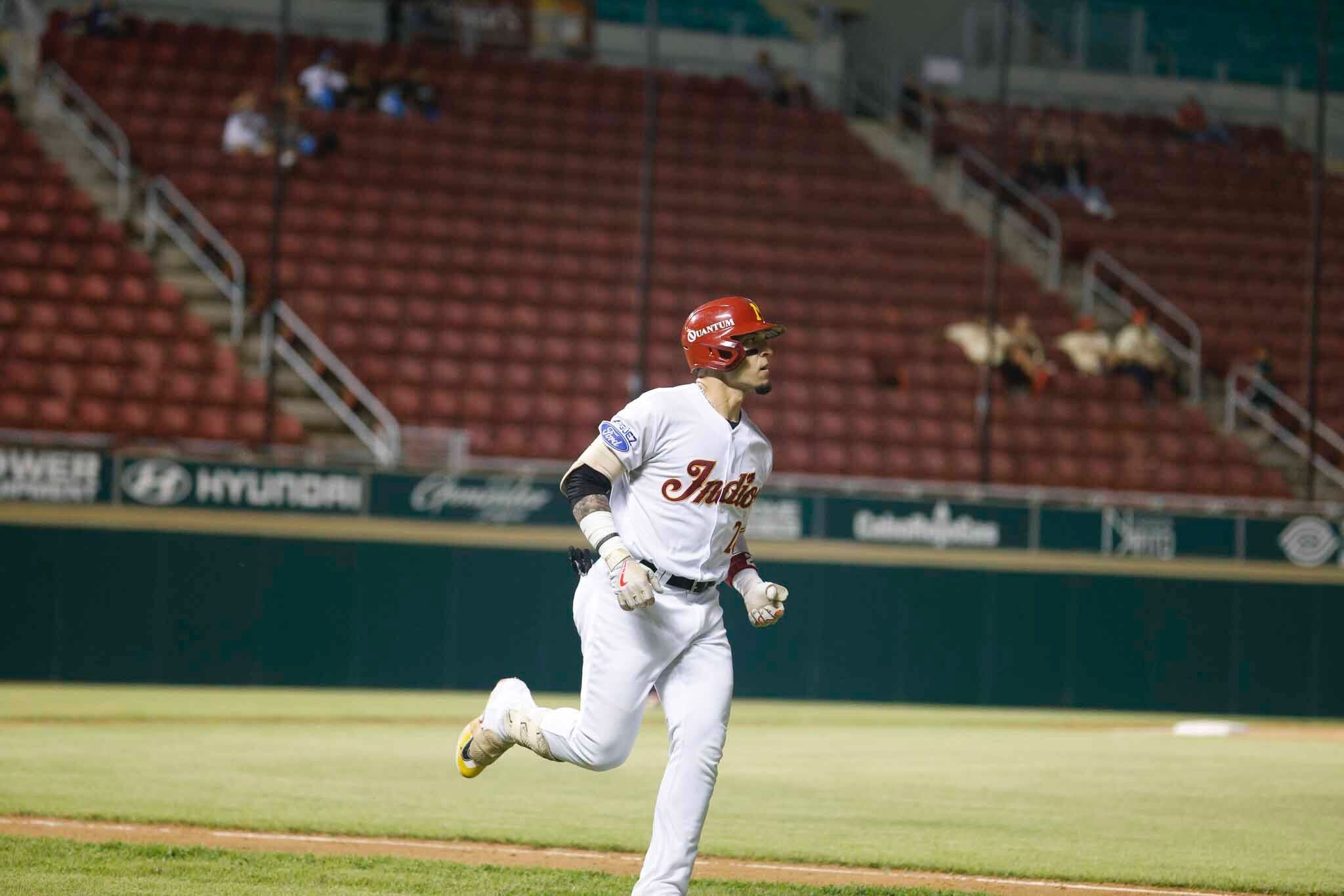 Díaz conectó un jonrón en victoria india