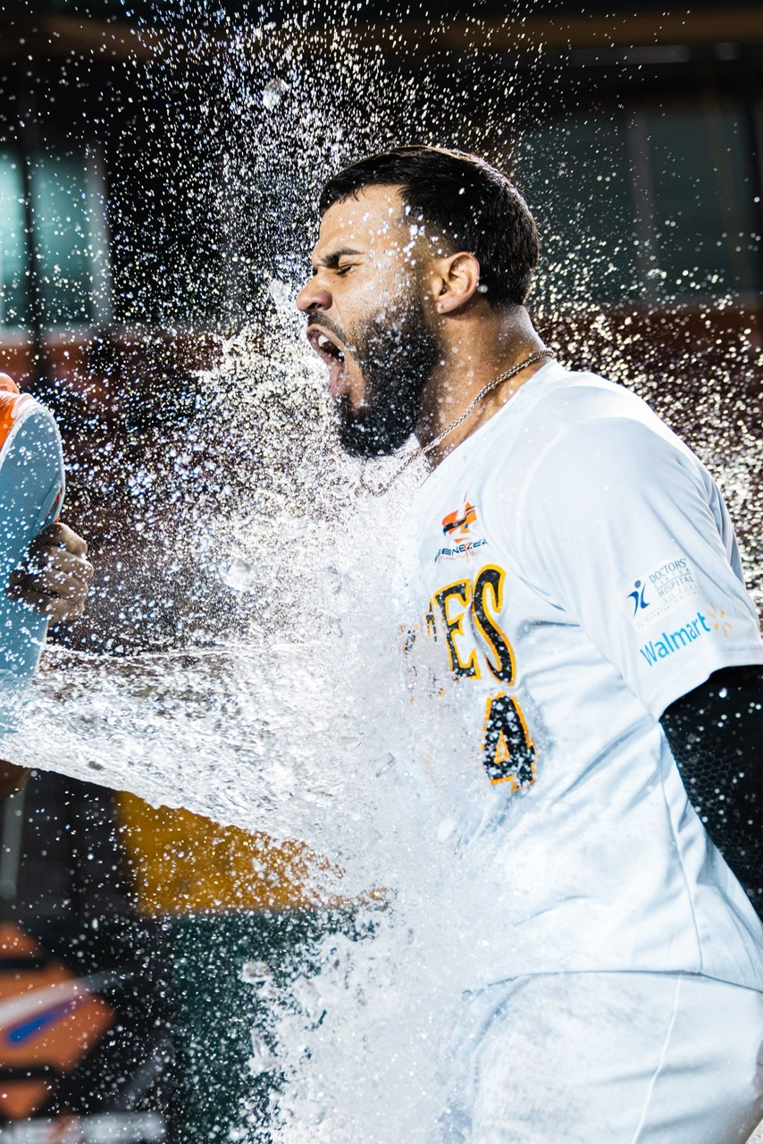 Cancel se viste de héroe en victoria de los Gigantes